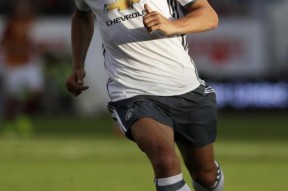 乐动体育官方网站-关于曼联冲刺阶段远射贴柱，志在社区盾名次提升，引发热议，医务组通报恢复的信息-乐动体育官方网站