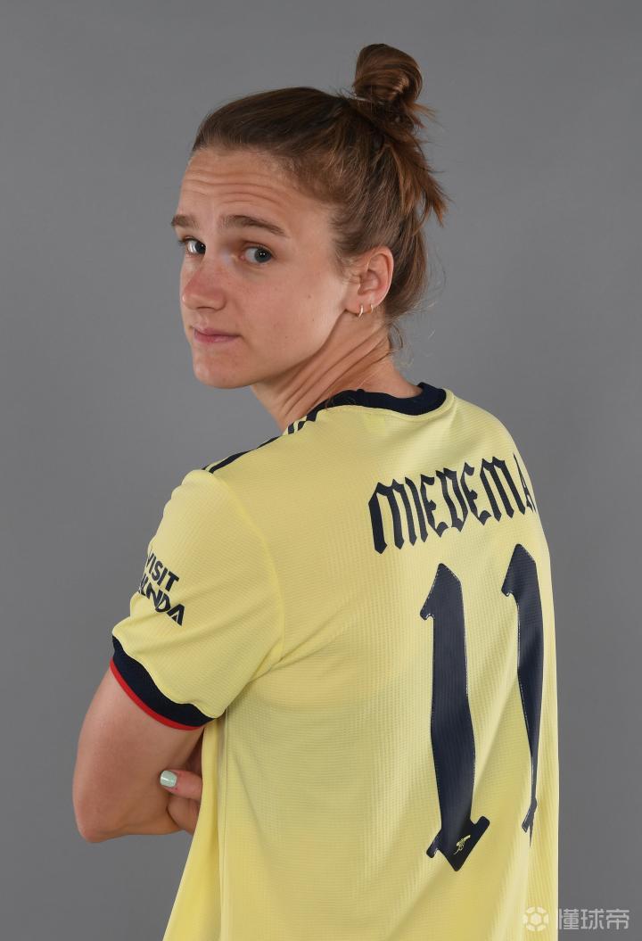 关于曼联冲刺阶段远射贴柱，志在社区盾名次提升，引发热议，医务组通报恢复的信息