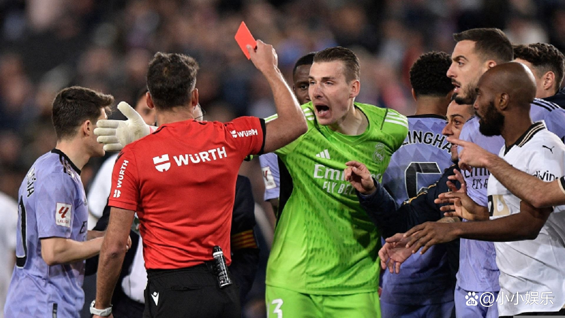 关于皇家社会迎法国杯关键赛，今晨完成体检，气氛紧张，纪律约束更严格的信息