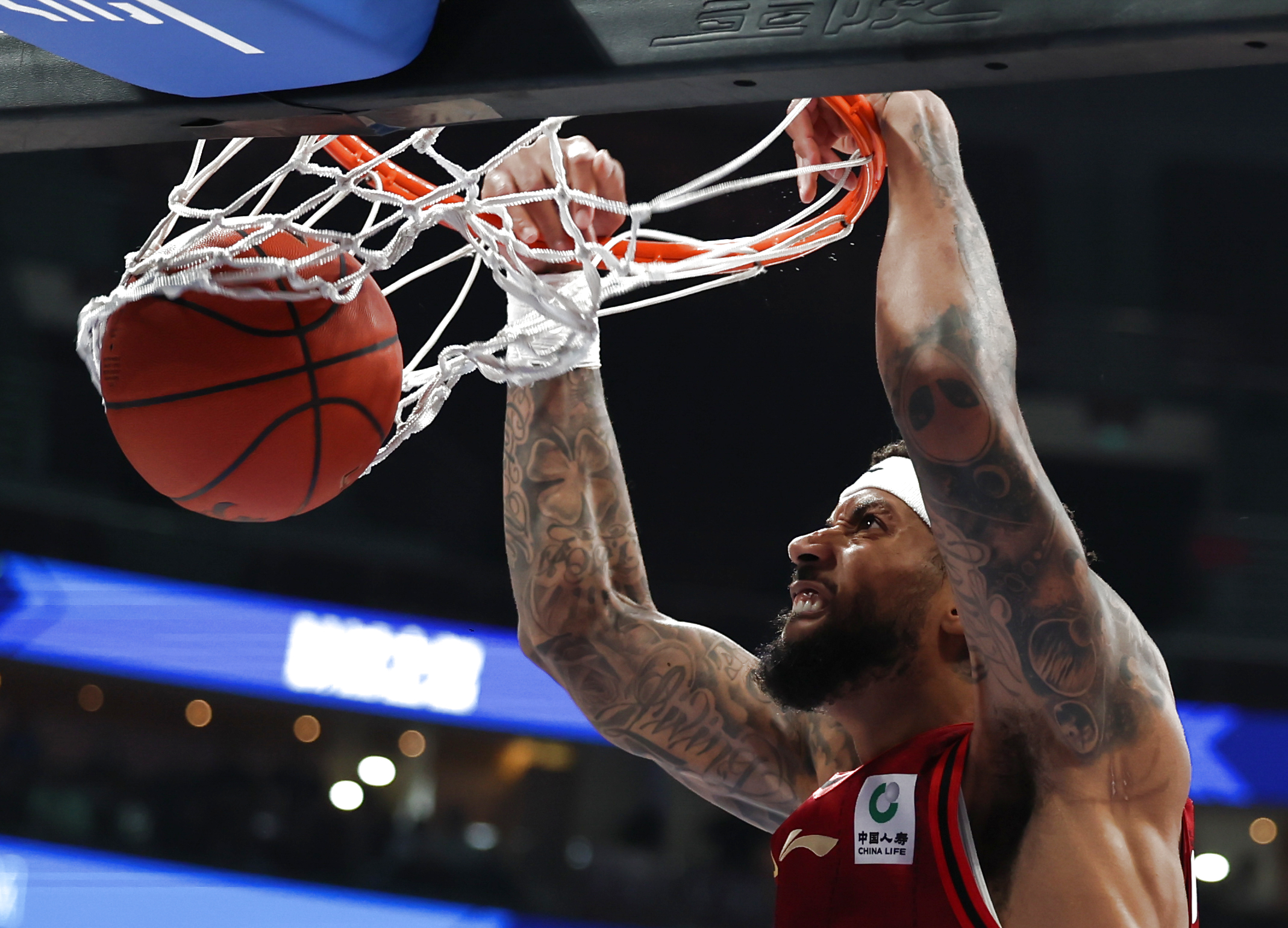 转会期体能课后，斯图加特战术微调备战CBA常规赛，目标明确，年轻球员得到机会的简单介绍