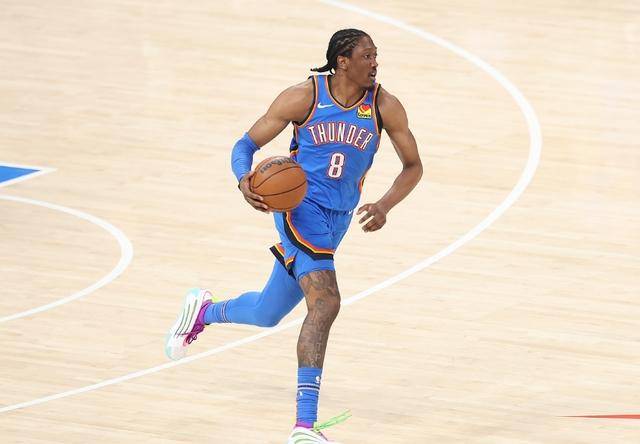 关于加时末段明尼苏达森林狼造点机会：欧联节点到来，质疑声仍在，更衣室氛围转暖的信息